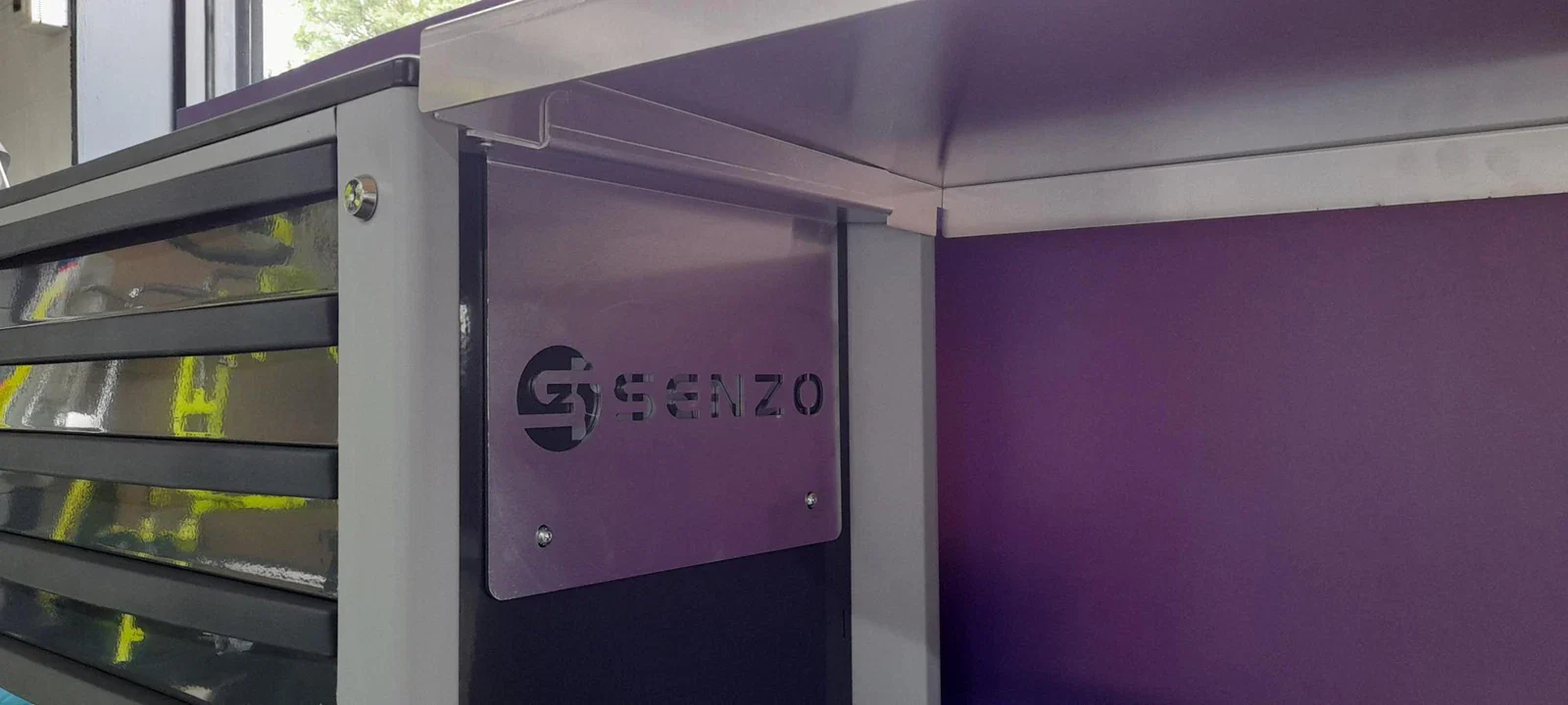 Side Workbench For Beta C24S Roll Cab Plain/Senzo - Image 3