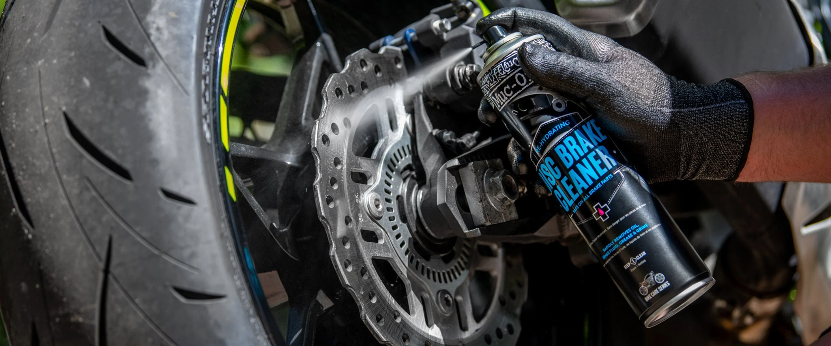 Muc-Off Motorcycle Disc Brake Cleaner 400ml - Image 2
